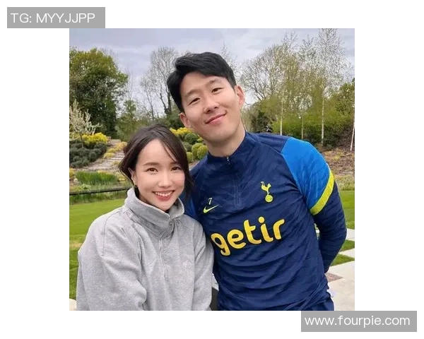 足球明星女装穿搭灵感打造潮流时尚，解锁运动与优雅的完美结合