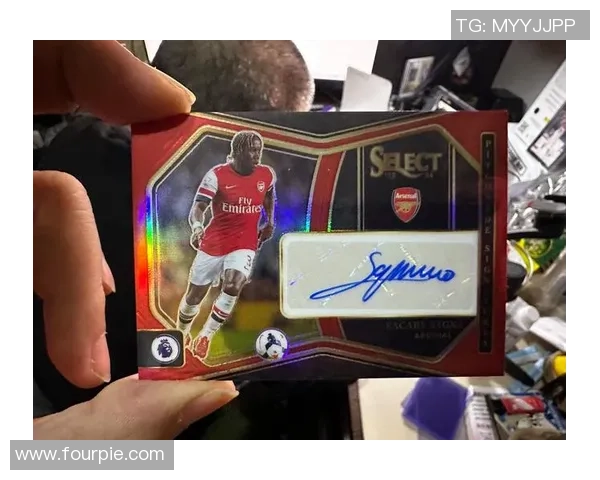 足球球星卡的起源与发展历程从何时开始深入人心