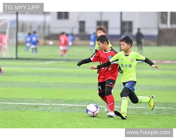 父子皆为足球巨星 两代传奇共铸绿茵辉煌